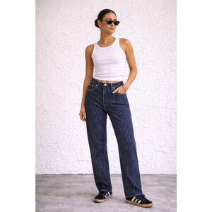 Levi’s Wedgie Straight Pinstripe Jeans Womens 30 High Rise Dark Wash Denim